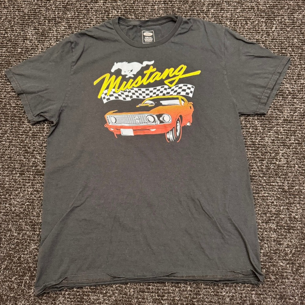 Ford Mustang Graphic T-Shirt Mens Large Black Muscle Car Racing Short Sleeve L